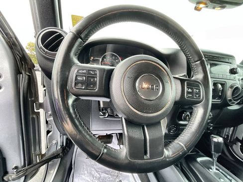 Used 2018 Jeep Wrangler Unlimited Sport S image 11