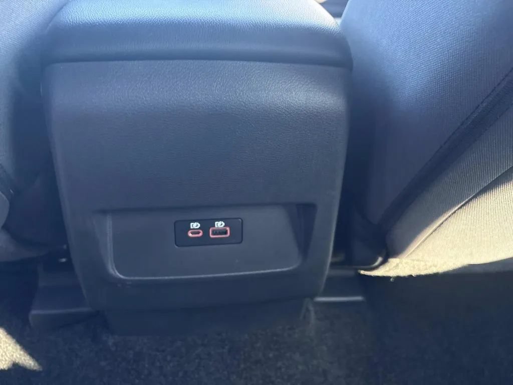 Used 2026 Nissan Frontier SV w/ All-Weather Content Package RWD image 17