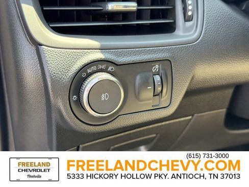 Used 2019 Buick Envision Essence FWD image 26