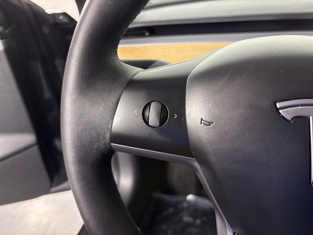 Used 2023 Tesla Model 3 Standard Range RWD image 21