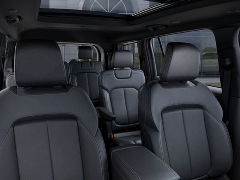 New 2026 Jeep Grand Cherokee L Limited AWD/4WD image 26