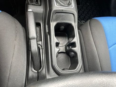 Used 2022 Jeep Gladiator Sport AWD/4WD image 42
