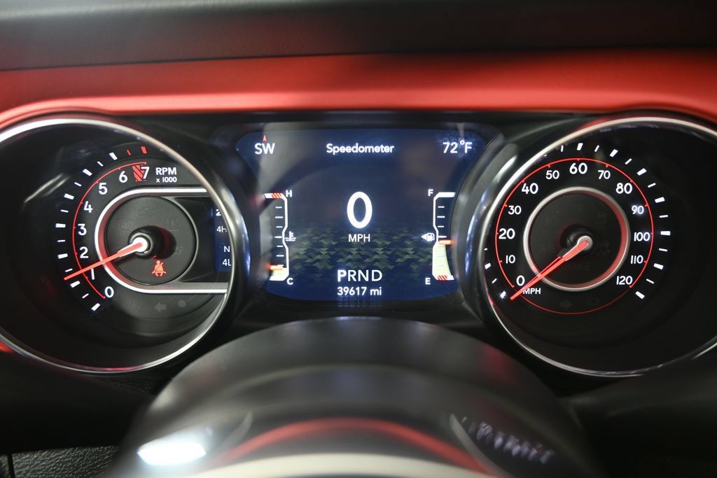 Used 2021 Jeep Wrangler Unlimited Rubicon AWD/4WD image 25