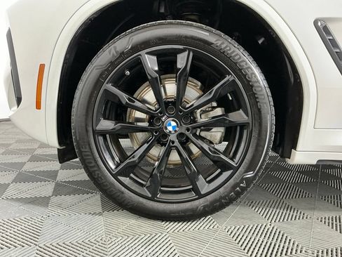Used 2023 BMW X4 xDrive30i w/ M Sport Package AWD/4WD image 33