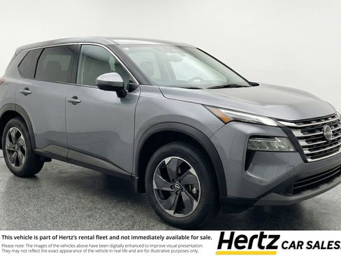Used 2025 Nissan Rogue SV image 1