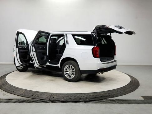 Used 2024 GMC Yukon Denali image 13