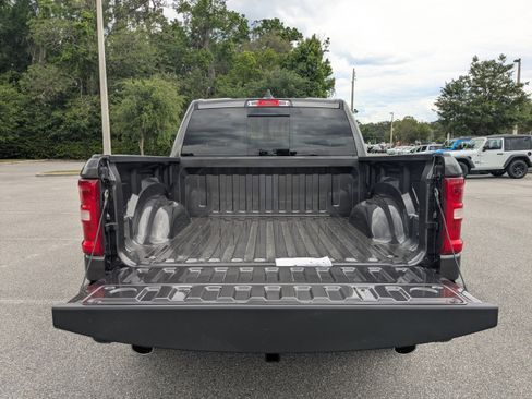 New 2026 RAM 1500 Laramie AWD/4WD image 12