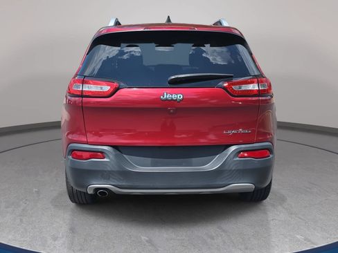 Used 2016 Jeep Cherokee Limited FWD image 6