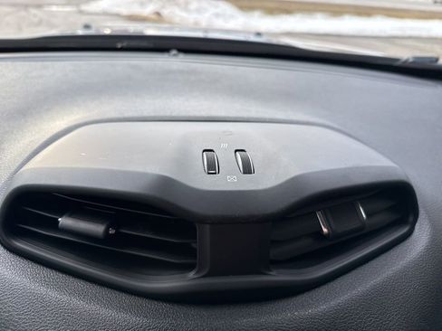 Used 2021 Jeep Renegade Sport image 60