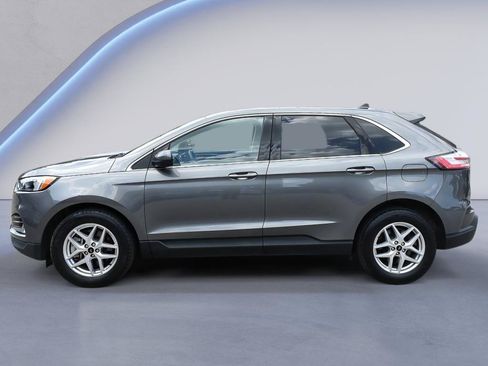 Certified 2024 Ford Edge SEL w/ Convenience Package AWD/4WD image 3