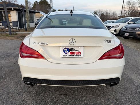 Used 2016 Mercedes-Benz CLA 250 image 4