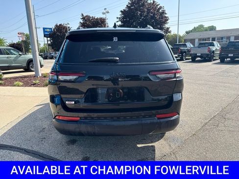 Used 2024 Jeep Grand Cherokee L Altitude AWD/4WD image 5