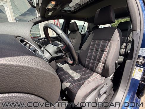 Used 2012 Volkswagen Golf 4-Door FWD image 28