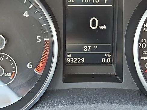Used 2014 Volkswagen Jetta TDI FWD image 19