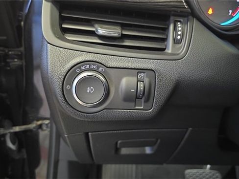 Used 2017 Buick Envision Essence image 24