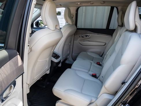 Used 2023 Volvo XC90 B5 Plus w/ Protection Package Premier AWD/4WD image 27