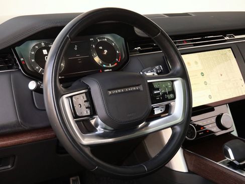 Used 2023 Land Rover Range Rover SE image 11