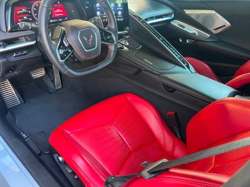 Used 2021 Chevrolet Corvette Stingray Premium Conv w/ Z51 Performance Package RWD image 25