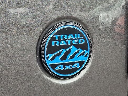 Used 2021 Jeep Wrangler Unlimited Sahara AWD/4WD image 30