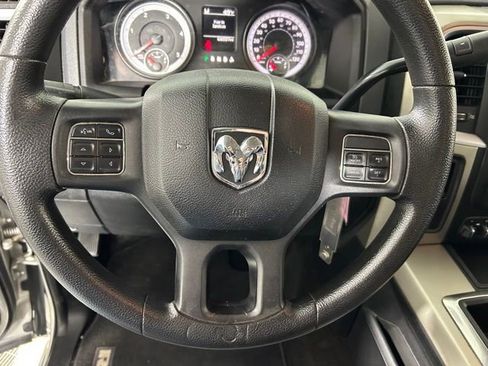 Used 2013 RAM 2500 SLT RWD image 28