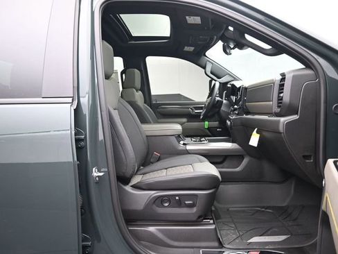 New 2026 Chevrolet Silverado 2500 ZR2 image 38