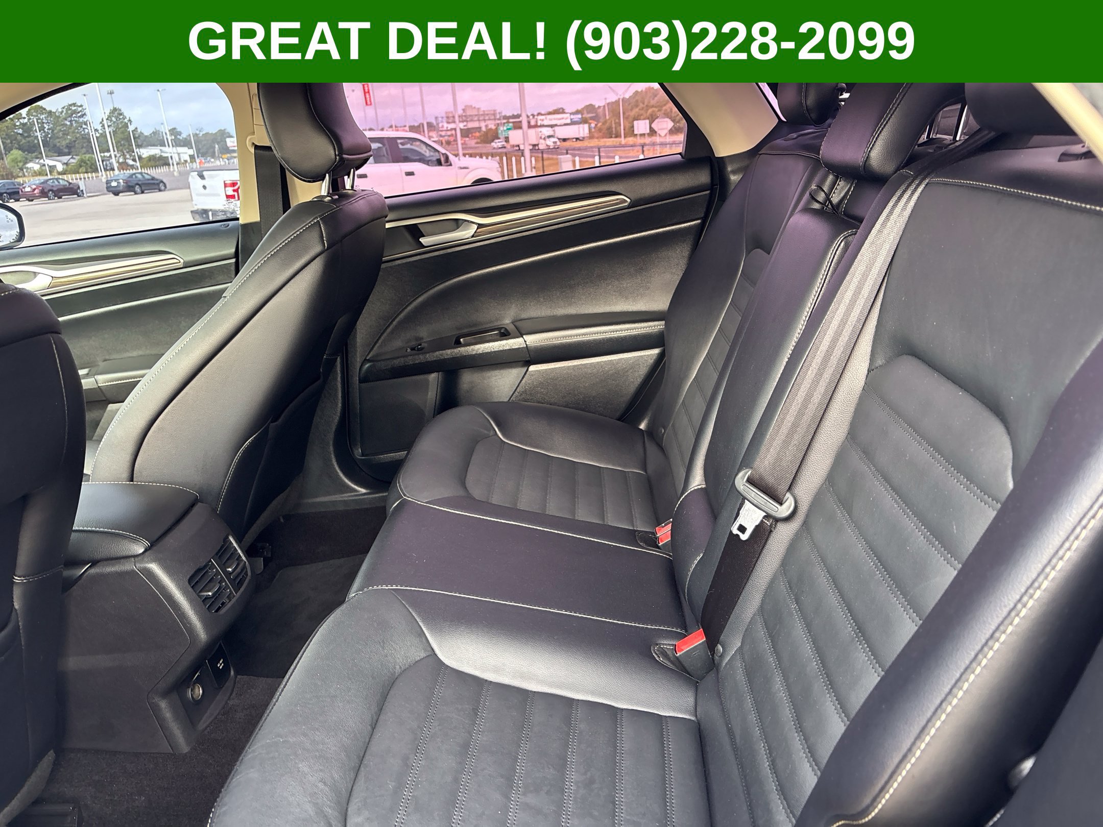 Used 2017 Ford Fusion SE w/ Equipment Group 602A FWD image 47