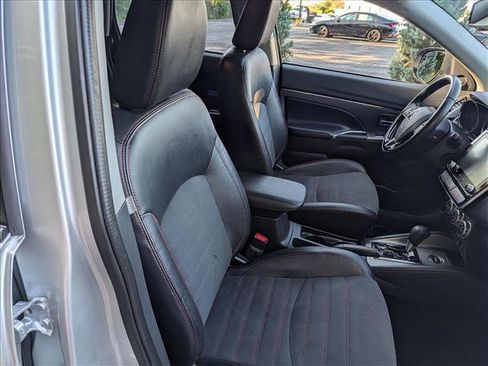 Used 2024 Mitsubishi Outlander Sport AWD image 11