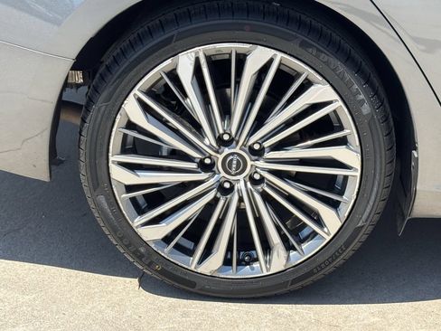 Used 2023 Nissan Altima 2.5 SL FWD image 15