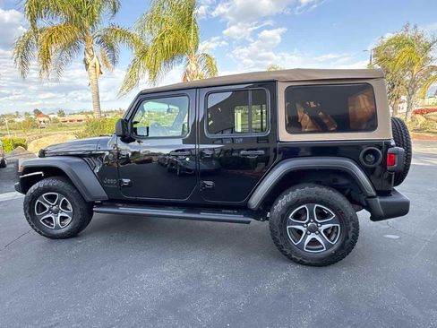Used 2020 Jeep Wrangler Unlimited Sport image 12