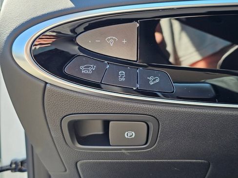 New 2026 Genesis GV70 2.5T Advanced image 34