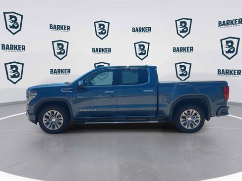 Used 2024 GMC Sierra 1500 Denali w/ Technology Package AWD/4WD image 6
