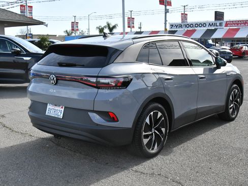 Used 2021 Volkswagen ID.4 Pro image 8