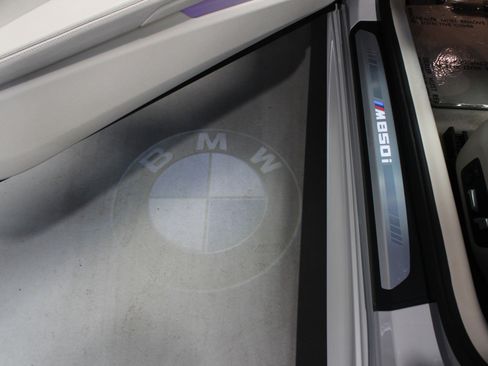 Used 2022 BMW M850i xDrive Convertible w/ M Carbon Exterior Package image 54