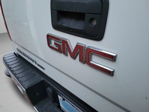 Used 2019 GMC Sierra 1500 Limited w/ Sierra Convenience Package RWD image 30