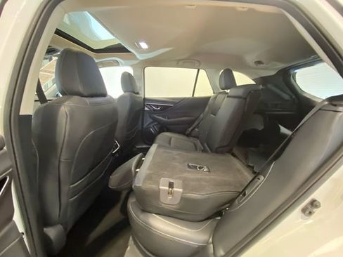 Used 2023 Subaru Outback Limited image 15