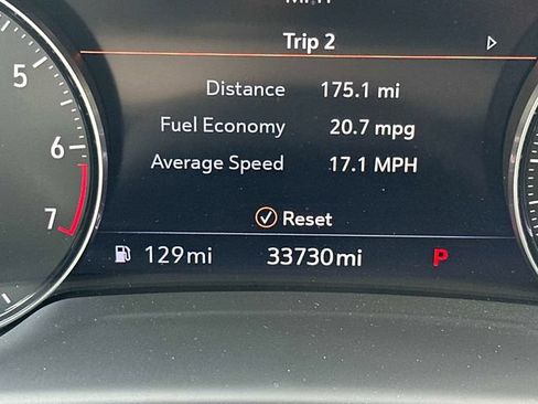 Used 2021 Buick Envision Essence FWD image 21