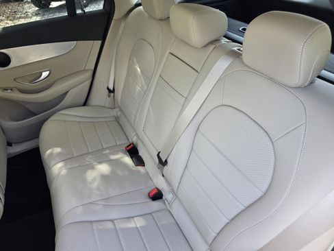 Used 2022 Mercedes-Benz GLC 300 4MATIC image 14