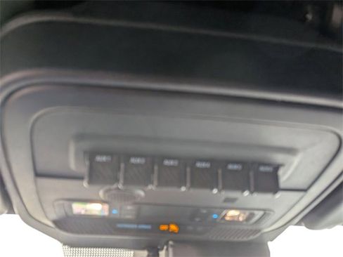 Used 2023 Ford Bronco Badlands image 27