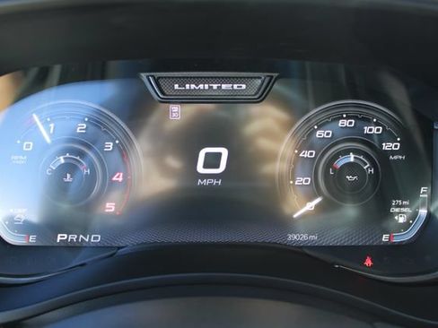 Used 2025 RAM 2500 Limited AWD/4WD image 23