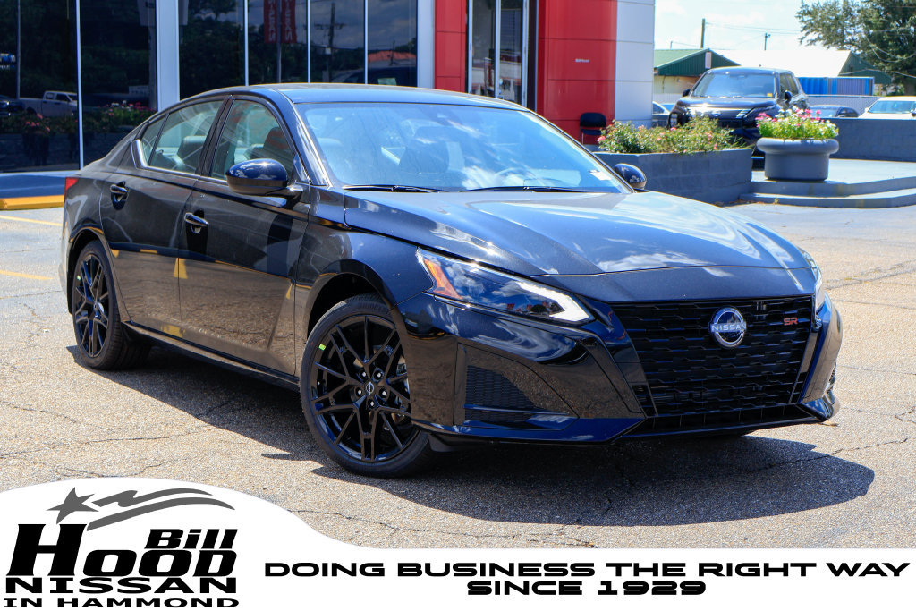 New 2026 Nissan Altima 2.5 SR w/ SR Midnight Edition Package FWD image 1