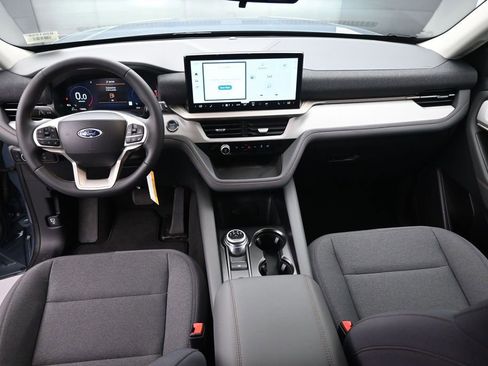 New 2026 Ford Explorer Active RWD image 21