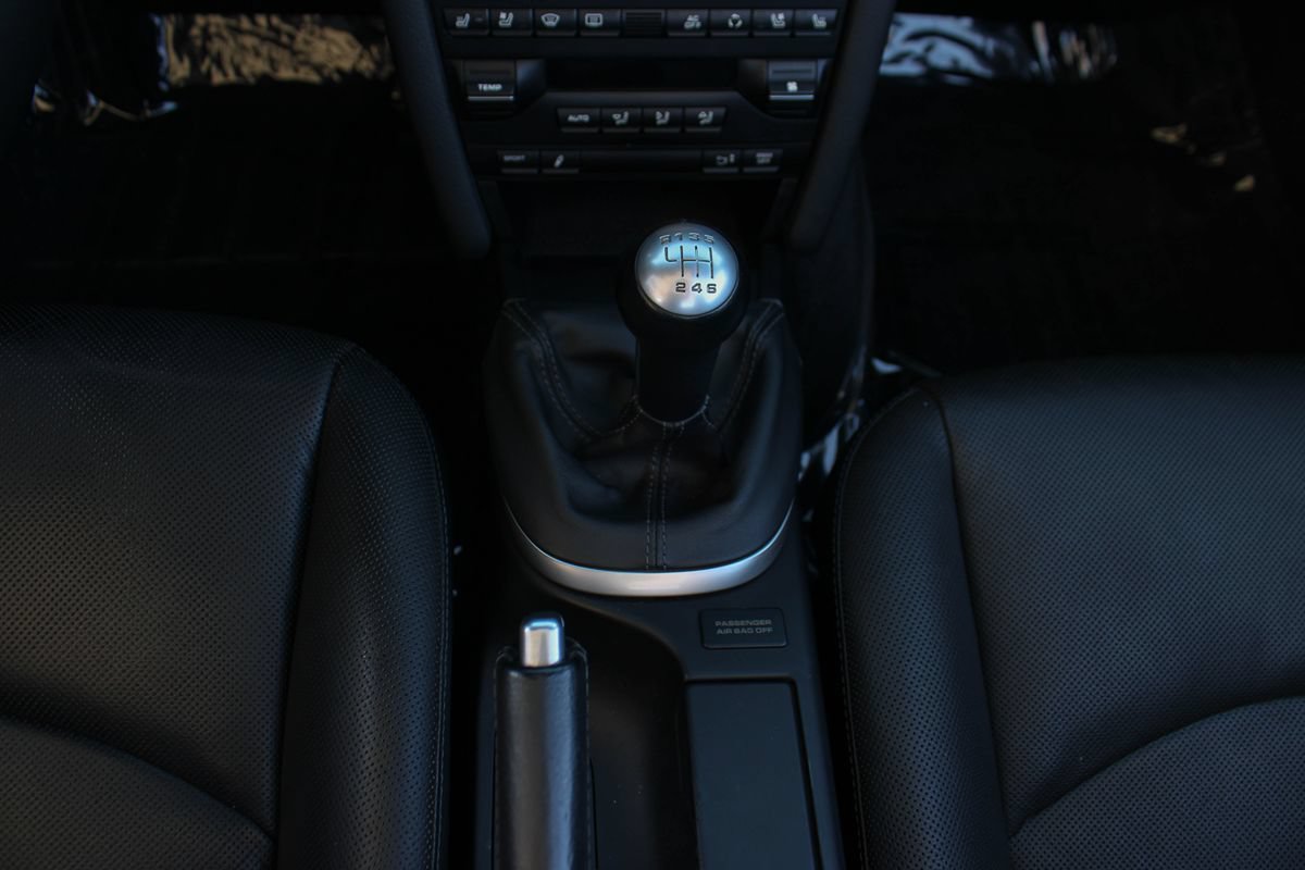 Used 2010 Porsche 911 Carrera S RWD image 25