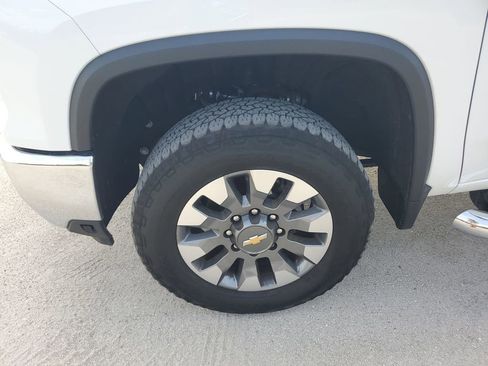 Certified 2025 Chevrolet Silverado 2500 LT image 18