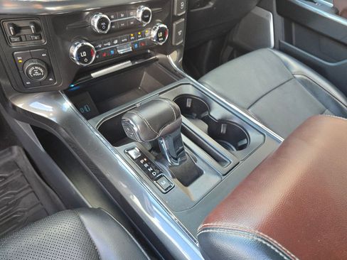 Used 2021 Ford F150 Lariat w/ Equipment Group 502A High image 16