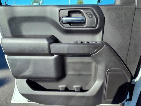 New 2026 Chevrolet Silverado 1500 Custom image 10