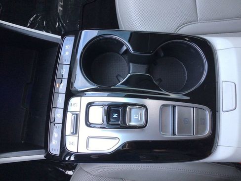 Used 2022 Hyundai Tucson Limited image 21