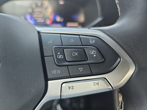 Used 2024 Volkswagen Taos S image 18