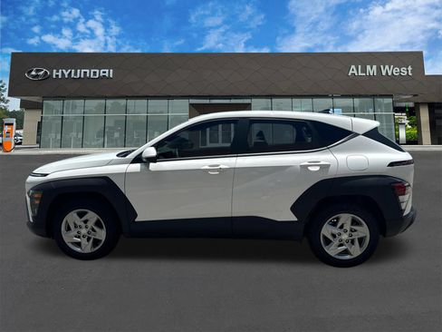 Used 2026 Hyundai Kona SE FWD image 8