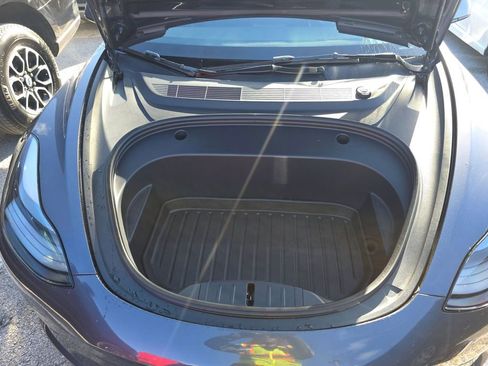 Used 2023 Tesla Model 3 Standard Range image 7