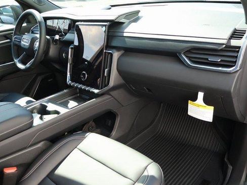 New 2026 GMC Acadia Elevation w/ Elevation Premium Package image 8